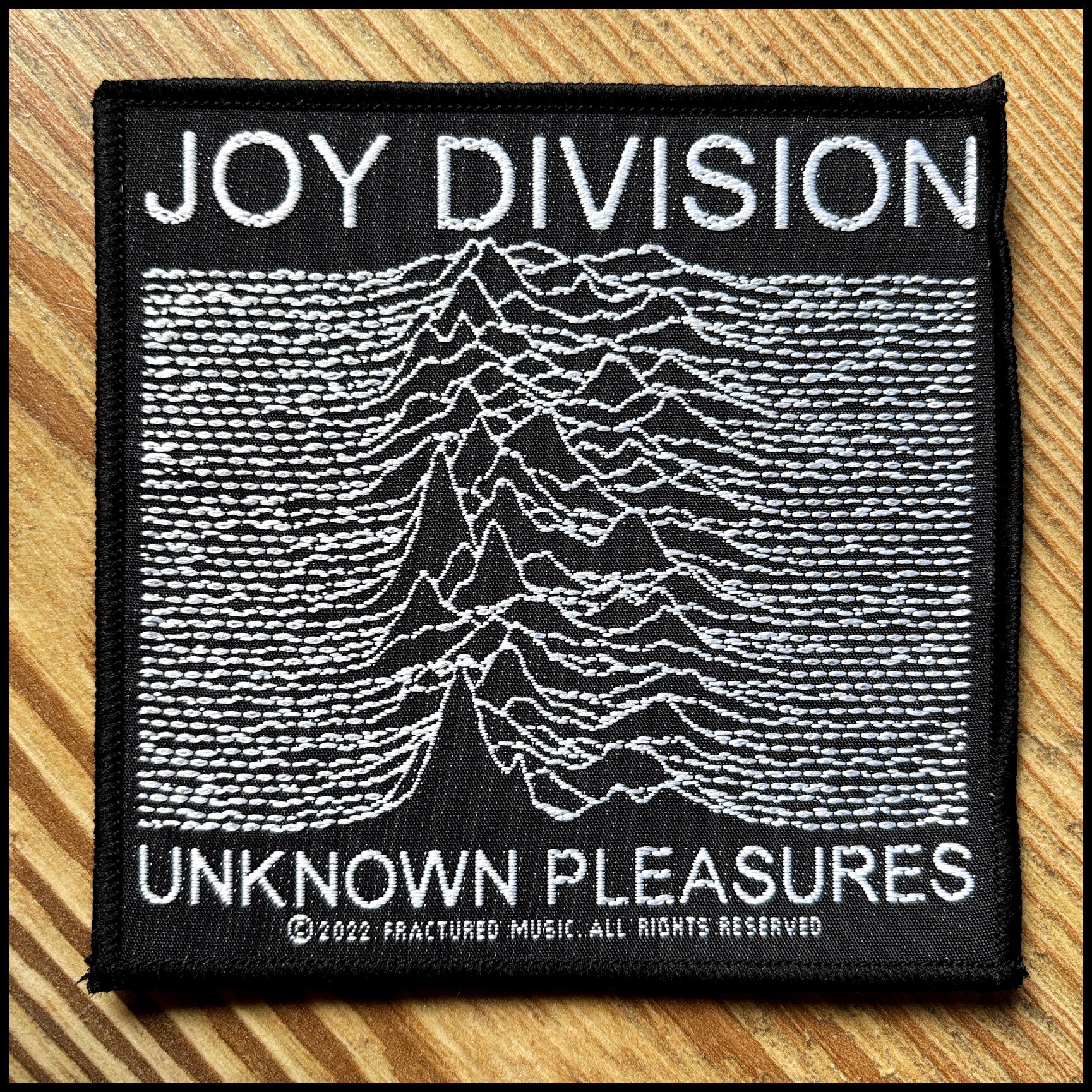 JOY DIVISION: official UNKNOWN PLEASURES patch